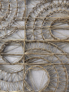 Orvilla-Wire-Art-Gold-detail